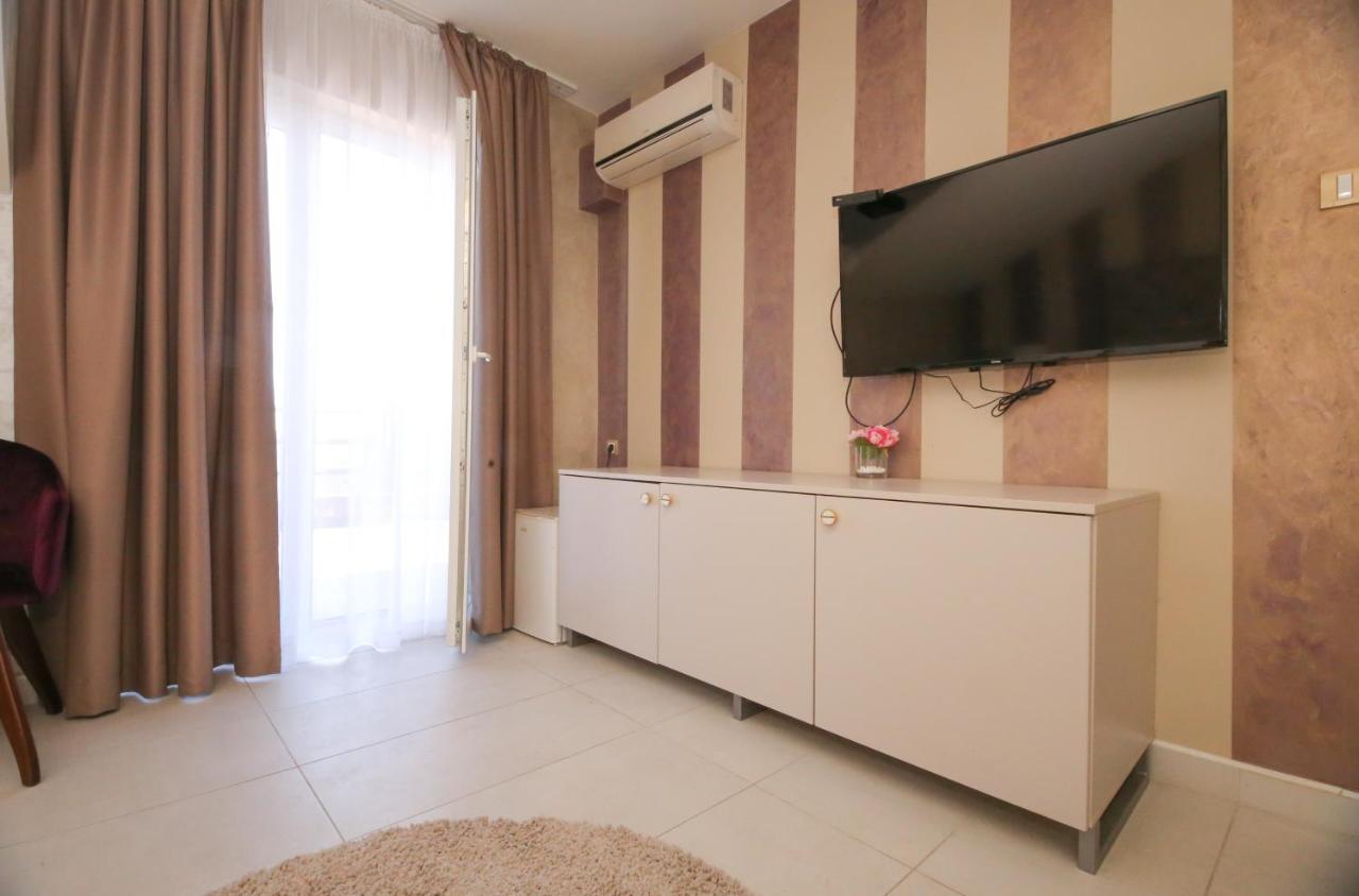 Hotel Bajadera Lux Belgrad Zewnętrze zdjęcie