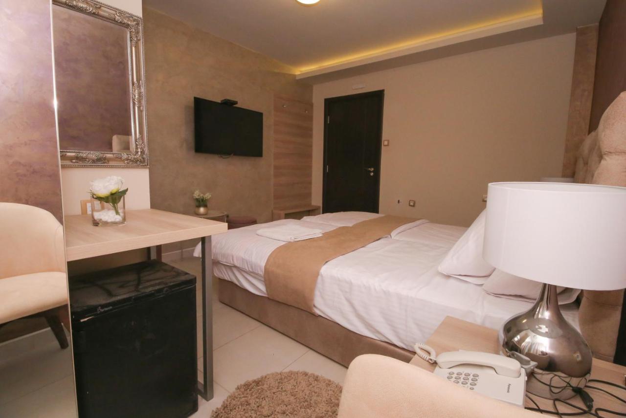 Hotel Bajadera Lux Belgrad Zewnętrze zdjęcie